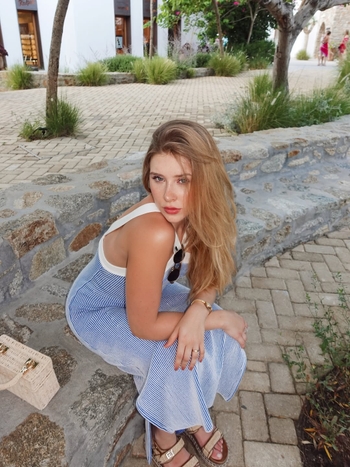 Cela Lopes