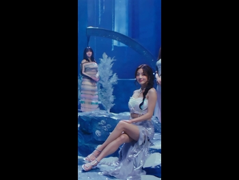  alt="Park Ji-hyo"