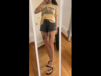  alt="Lola Petticrew"