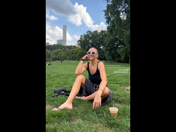  alt="Amanda Anisimova"