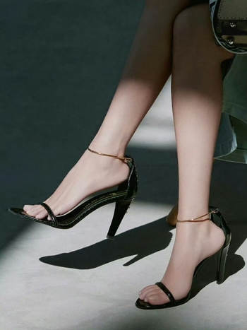 Yixin Tang