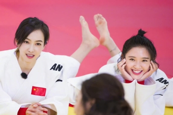 Yixin Tang