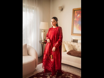  alt="Laiba Khurram"
