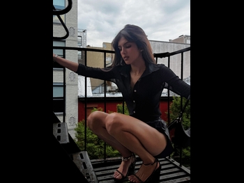  alt="Sasha Bhasin"