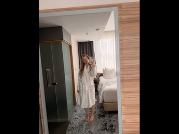  alt="Inst Rinna"