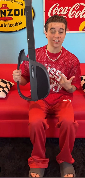 Gavin Magnus