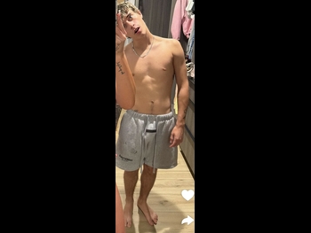  alt="Gavin Magnus"