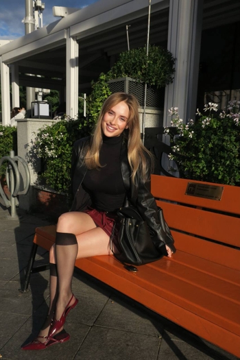 Blondinka Drive