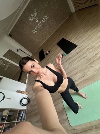 Simona J