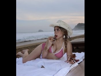 alt="Karen Torres"