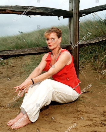Samantha Bond