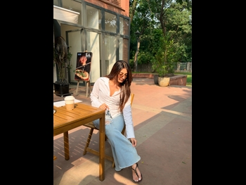  alt="Nidhi Shetty"