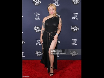  alt="Stella Chung"
