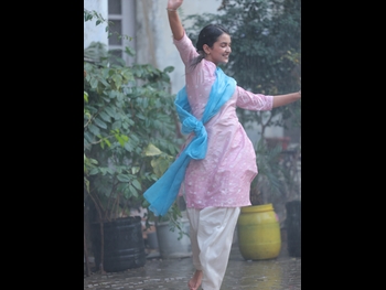  alt="Jaanyaa Joshi"