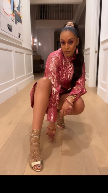 Tia Mowry