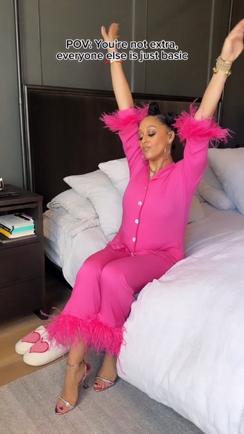 Tia Mowry