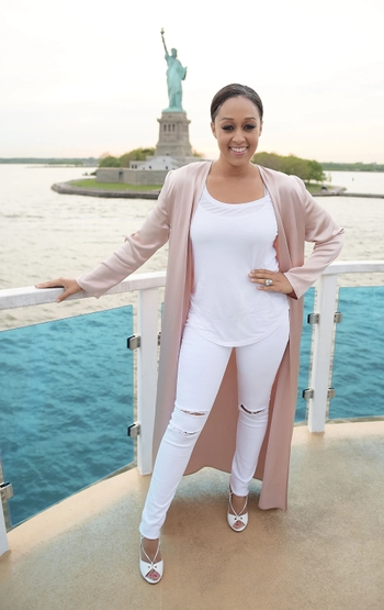 Tia Mowry