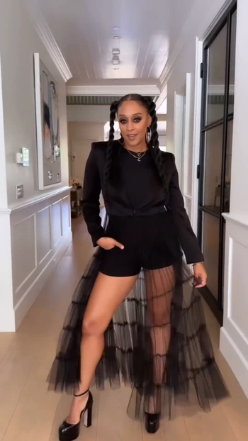 Tia Mowry