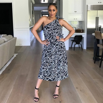 Tia Mowry