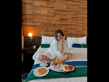  alt="Isha Yadav"