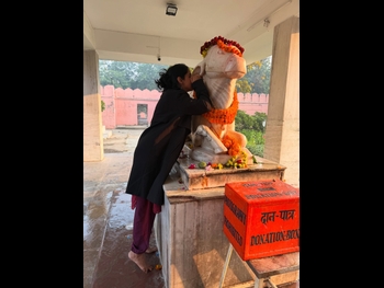  alt="Isha Yadav"