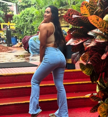 Amika Shail