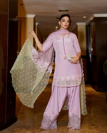 Romaisa Khan