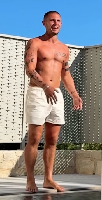 Ethan Aveiro