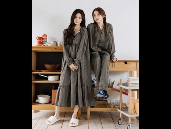  alt="Seol Yoon-ah"