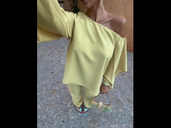  alt="Isabeau Delatour"