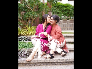  alt="Ashnoor Kaur"
