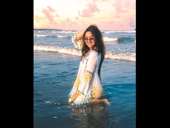  alt="Ashnoor Kaur"
