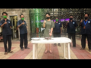  alt="Ashnoor Kaur"