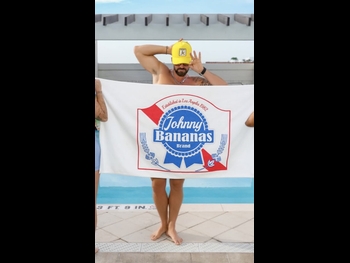  alt="Johnny 'bananas' Devenanzio"