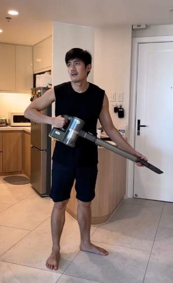 Robi Domingo