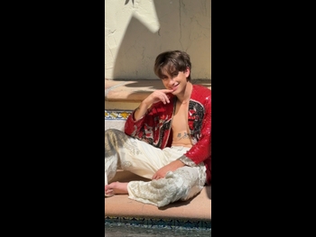  alt="Johnny Orlando"