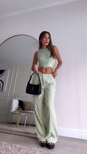 Luana Barrón