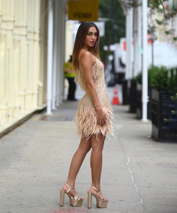 Luana Barrón