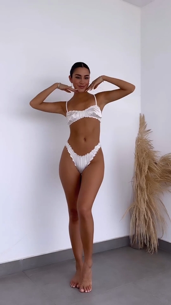 Luana Barrón