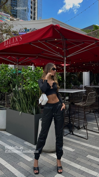 Luana Barrón