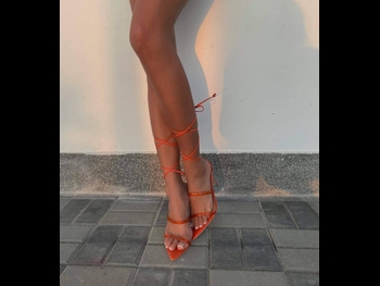  alt="Luana Barron"