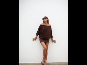  alt="Luana Barron"