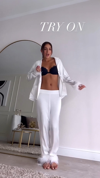 Luana Barrón