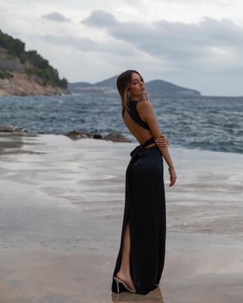 Luana Barrón