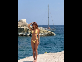  alt="Luana Barron"