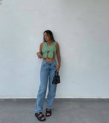 Luana Barrón