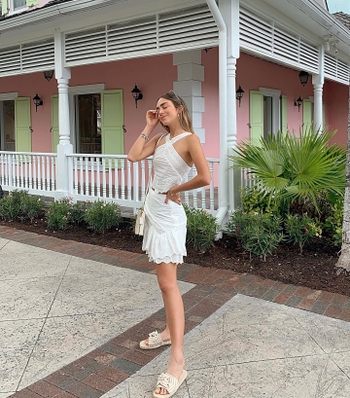 Luana Barrón