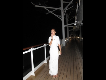  alt="Luana Barron"