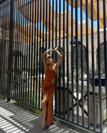 Luana Barrón