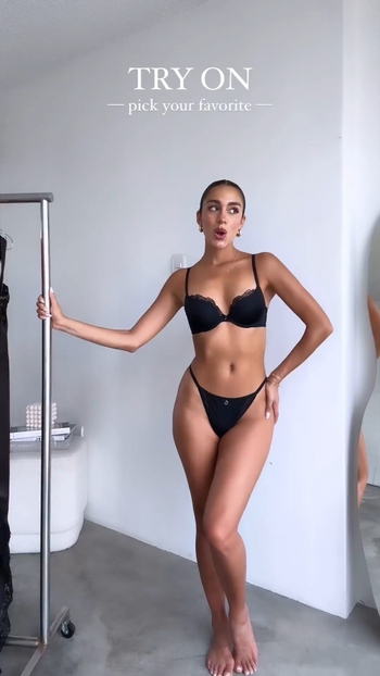 Luana Barrón